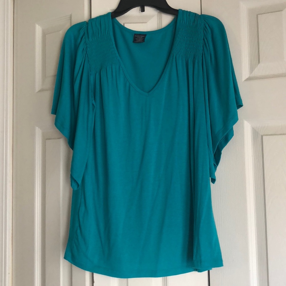 Size medium top